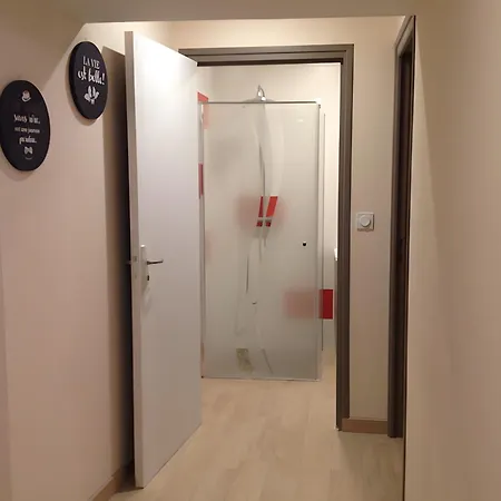 La Maison Des Bains De Cesar Apartment *